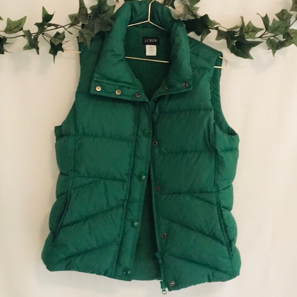 J. Crew Jackets & Blazers - JCrew EUC puffer vest with fleece lining